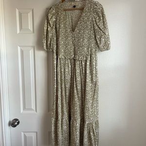 Highly Coveted Universal Thread puff Sleeve MIDI Dress in Citron Floral